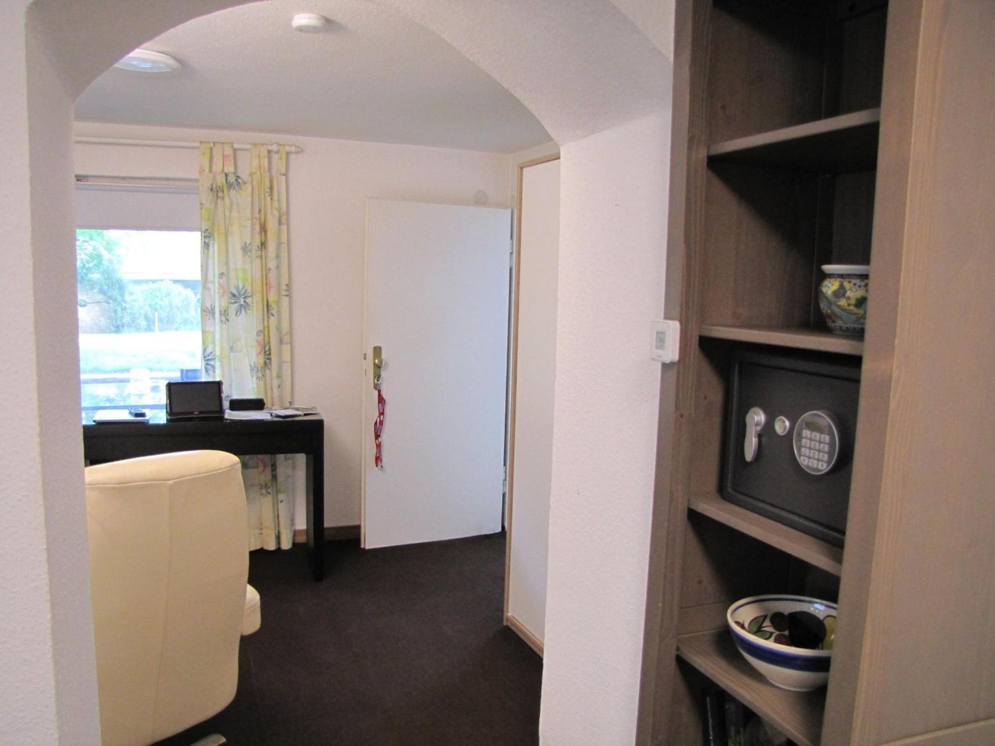 Apartment Hugo37 Am Bergpark Kassel Luaran gambar